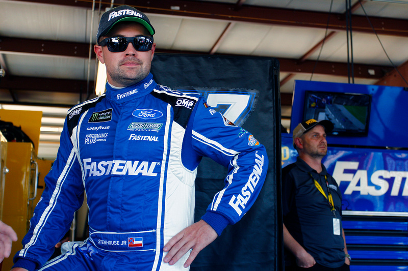 Stenhouse Hoping to Find Victory Lane in Kansas