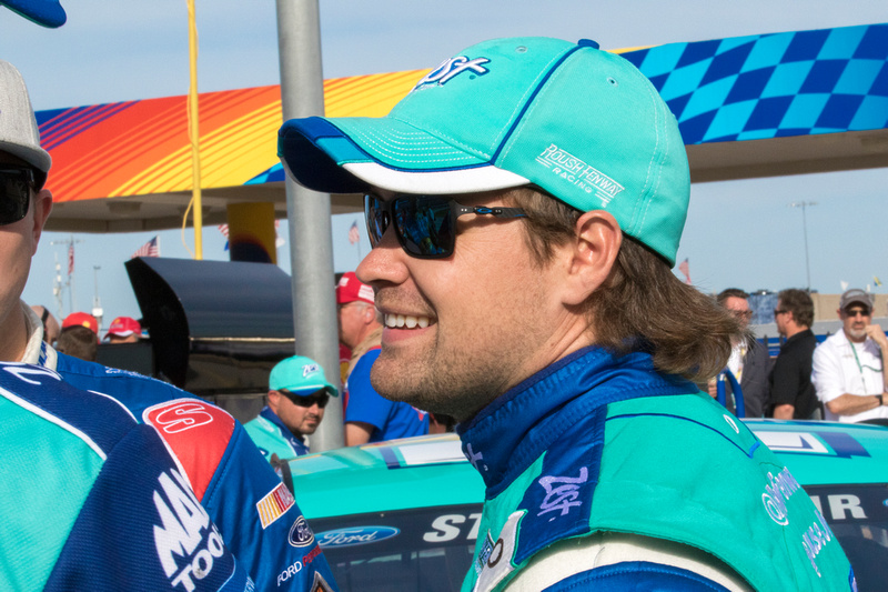 Stenhouse Jr. Battles Back To 15th-Place Finish To Lead Roush Fenway At Texas