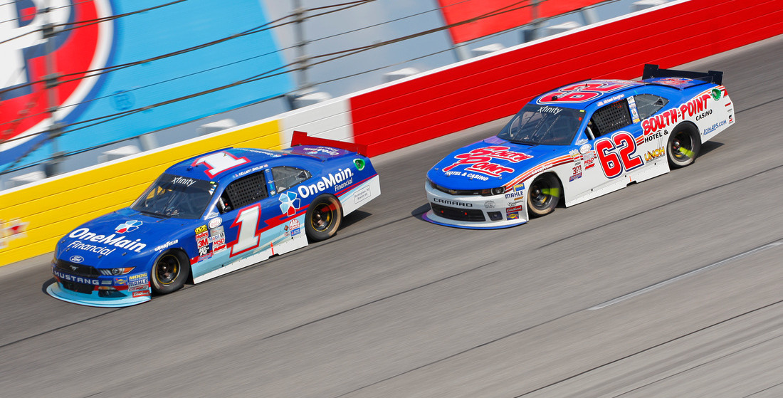 Sadler Finishes 11th After Flat Tire in Qualifying