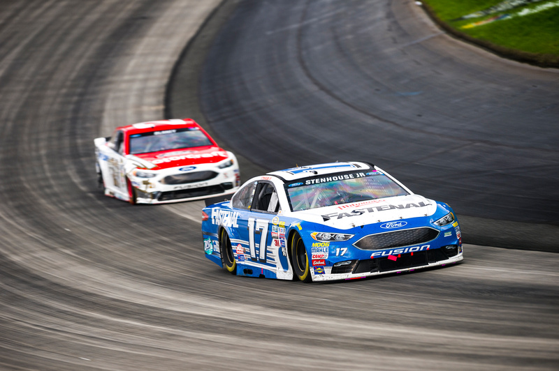 Fuel Strategy Results in 11th-Place Finish For Stenhouse Jr. at Dover