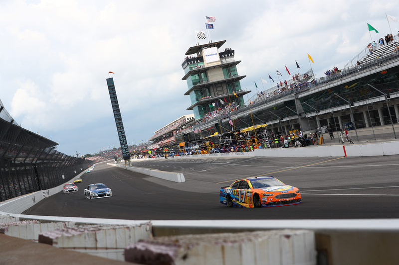 Late Race Accident Forces Stenhouse to Settle with 35th- Place Finish at Indy