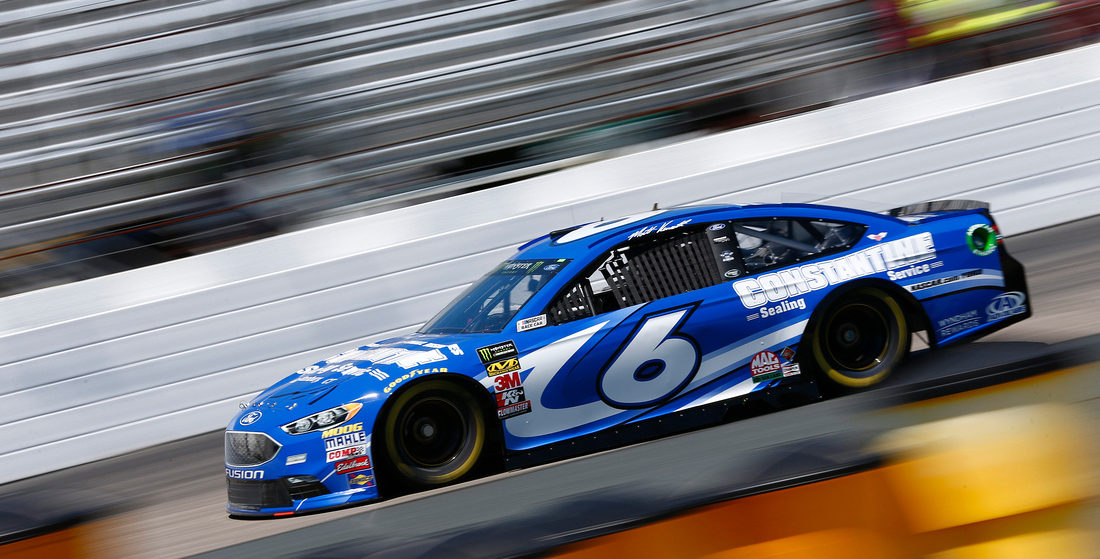 Kenseth Caps Strong Run in 15th at New Hampshire