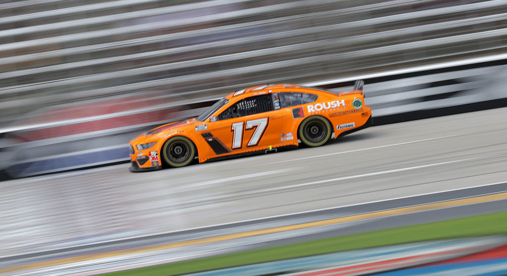 Buescher’s Quick Start Derailed by Incident, Rebounds to Finish 19th in Texas