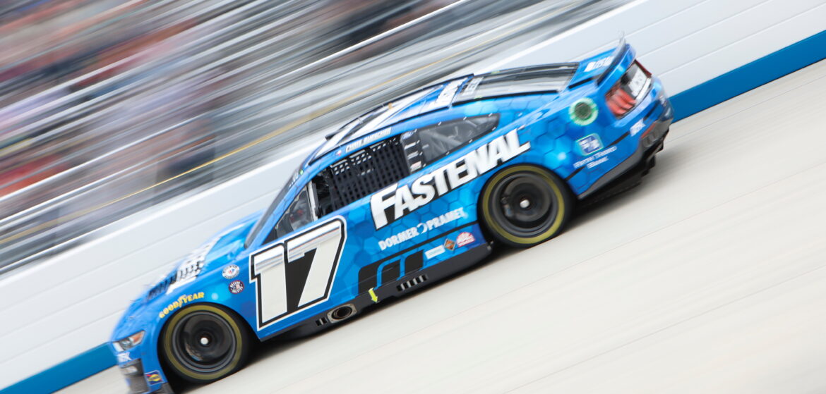 Buescher Finishes 9th in Dover for Second-Straight Top-10