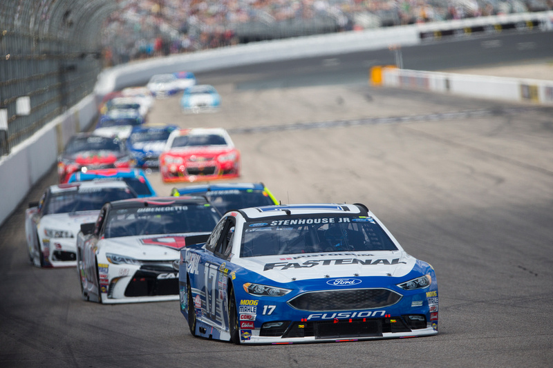 Solid Top-10 Finish for Stenhouse Jr. at Loudon