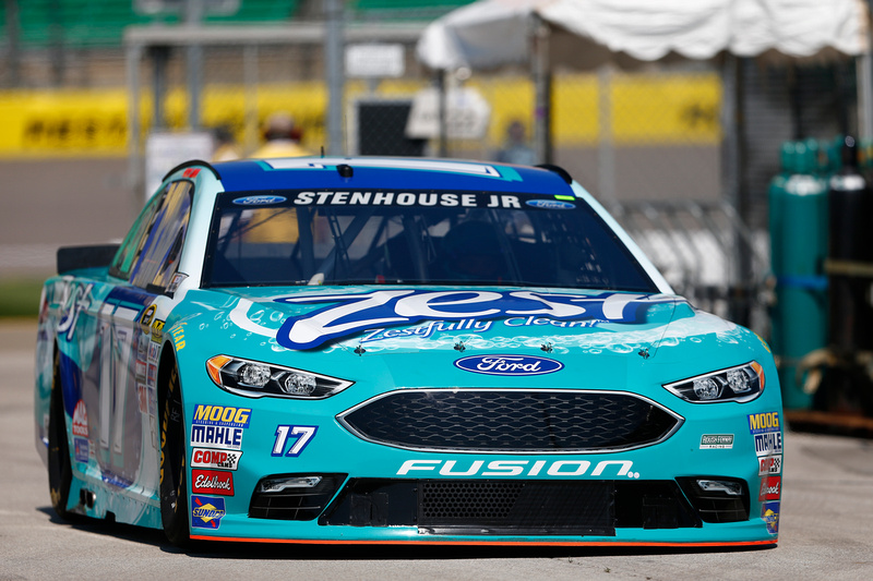 Stenhouse Looks to Build on Momentum in Michigan