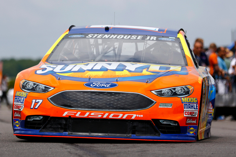 Stenhouse Jr. Drives SunnyD Ford to a 15th- Place Finish at Pocono