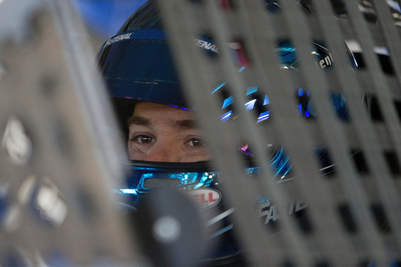 Stenhouse Ready to Rebound in Phoenix