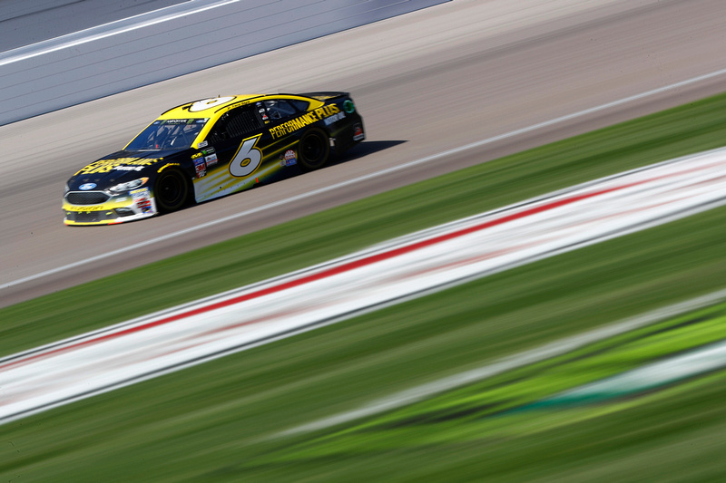 Bayne Records 22nd-Place Finish in Chicago