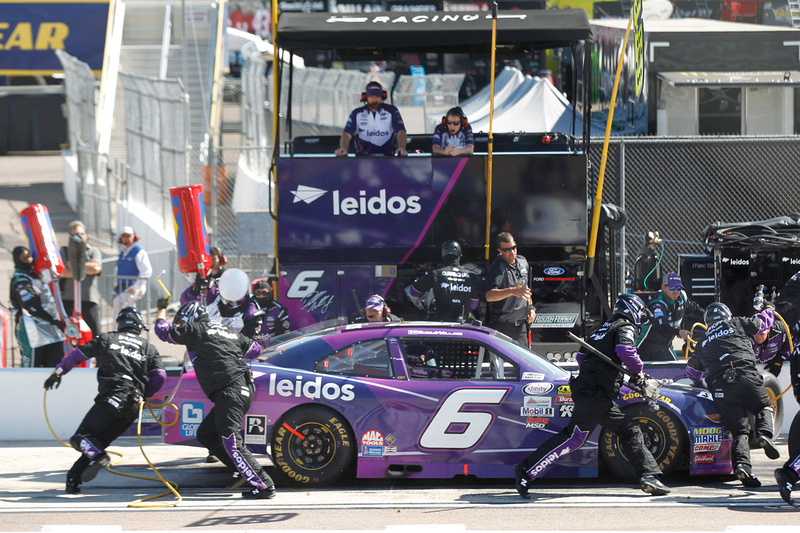 Wallace Scores Career-High Fourth-Consecutive Top-6 Finish in Fontana