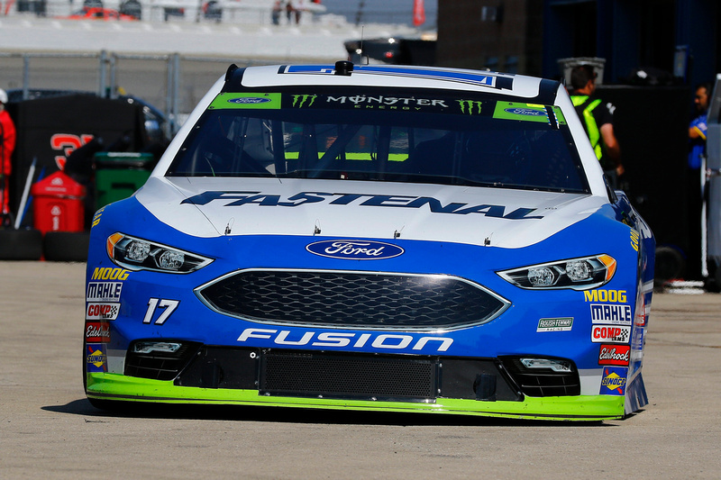 Stenhouse Jr. Looking to Make Round of 12