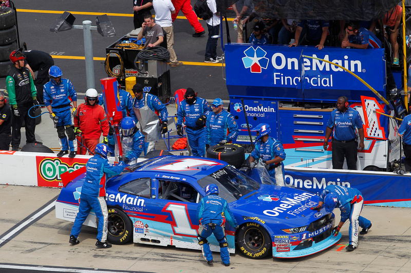 Sadler Brings Home Top-10 Finish At Bristol