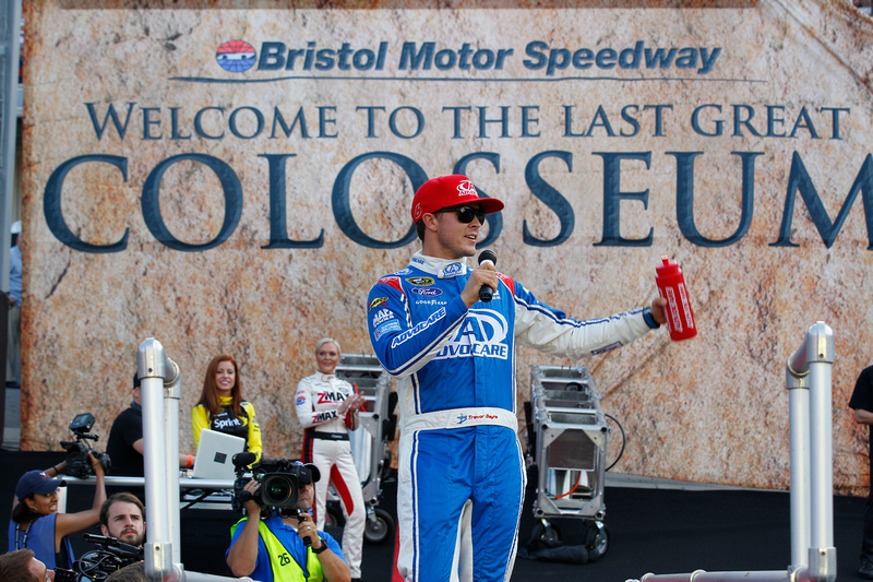 Bayne Gets Top-15 Finish on Saturday Night in Bristol