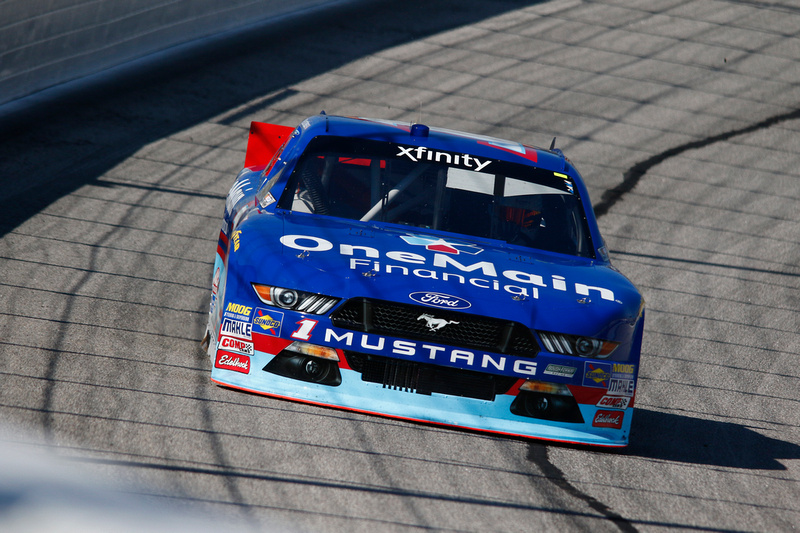 Elliott Sadler Finishes 18th At Atlanta Motor Speedway