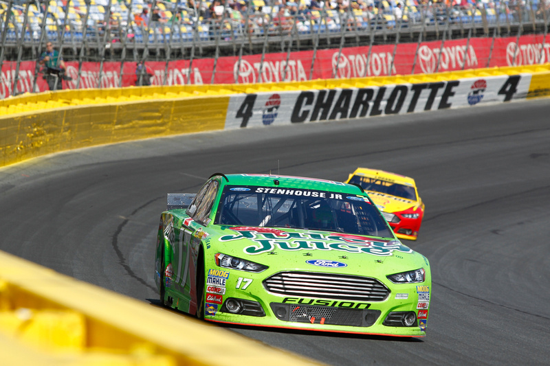 Stenhouse Jr. Earns 13th-Place Finish at Charlotte Motor Speedway