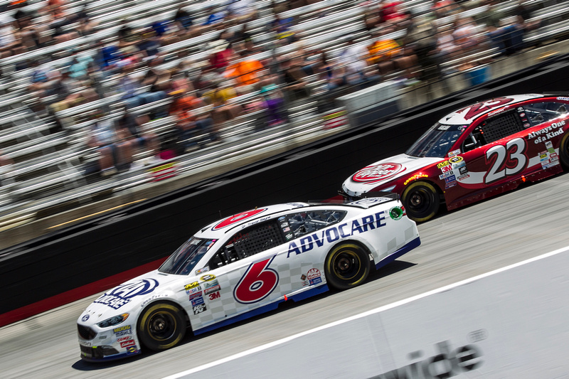 Hometown Bayne Nets First Top-5 of Season in Bristol