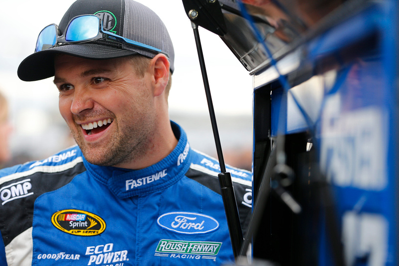 Stenhouse Jr. Drives the Fastenal Ford to a 24th Place Finish at Loudon