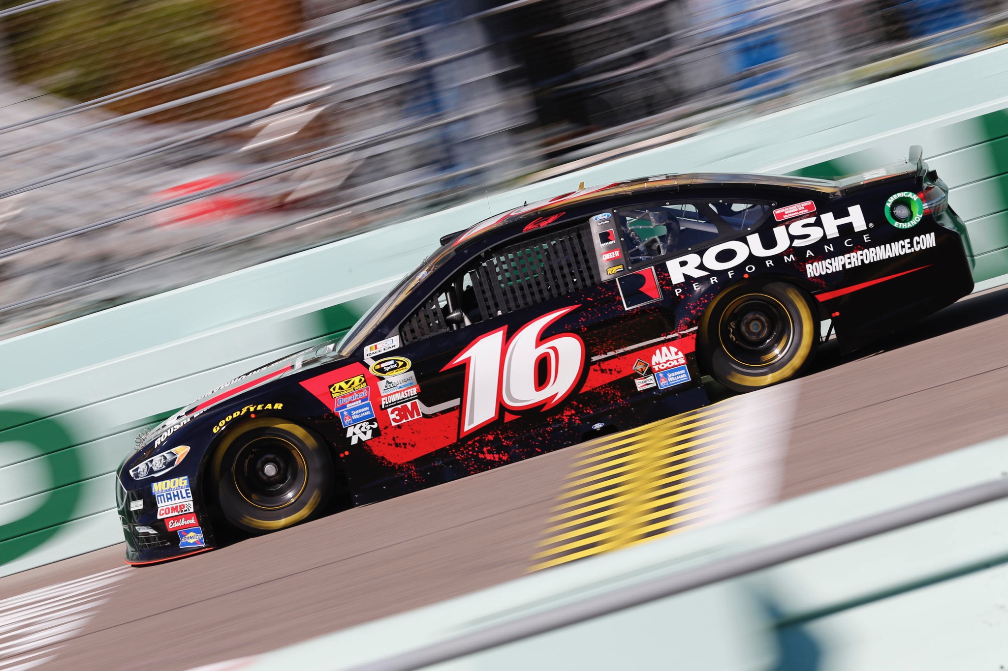 Biffle Finishes 17th in Season Finale Ford EcoBoost 400 in Miami
