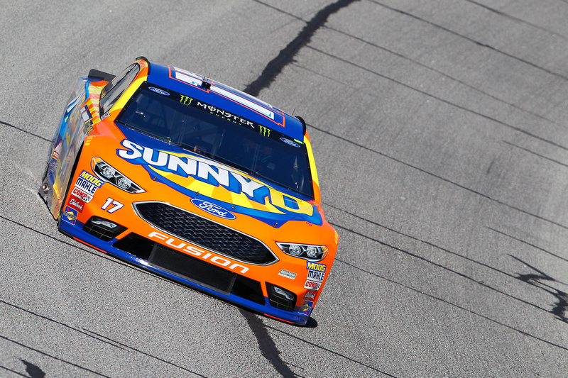 Stenhouse Jr. Drives SunnyD Ford to a 13th-Place Finish at Atlanta