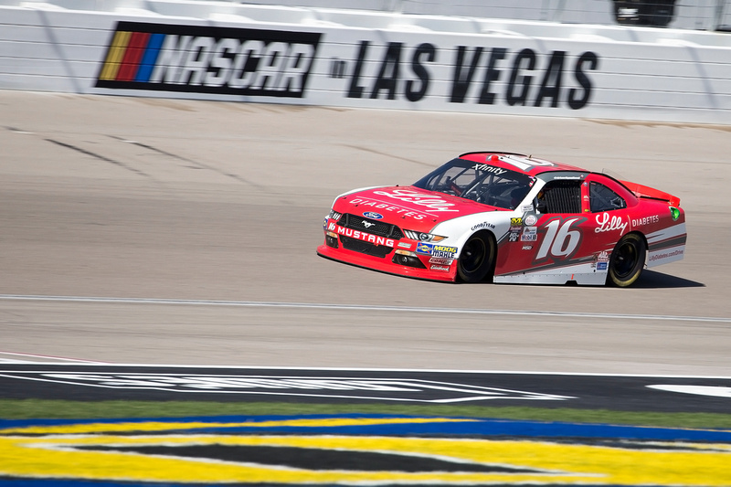 Reed Crosses the Finish Line Ninth in Vegas