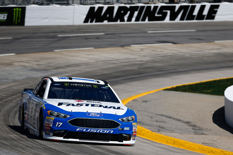 Stenhouse Earns his Best Martinsville Finish with a Top-10