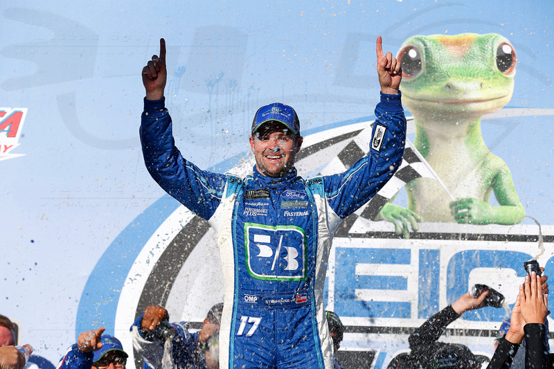 Pole Sitter Stenhouse Jr. Claims First Cup Series Win at Talladega