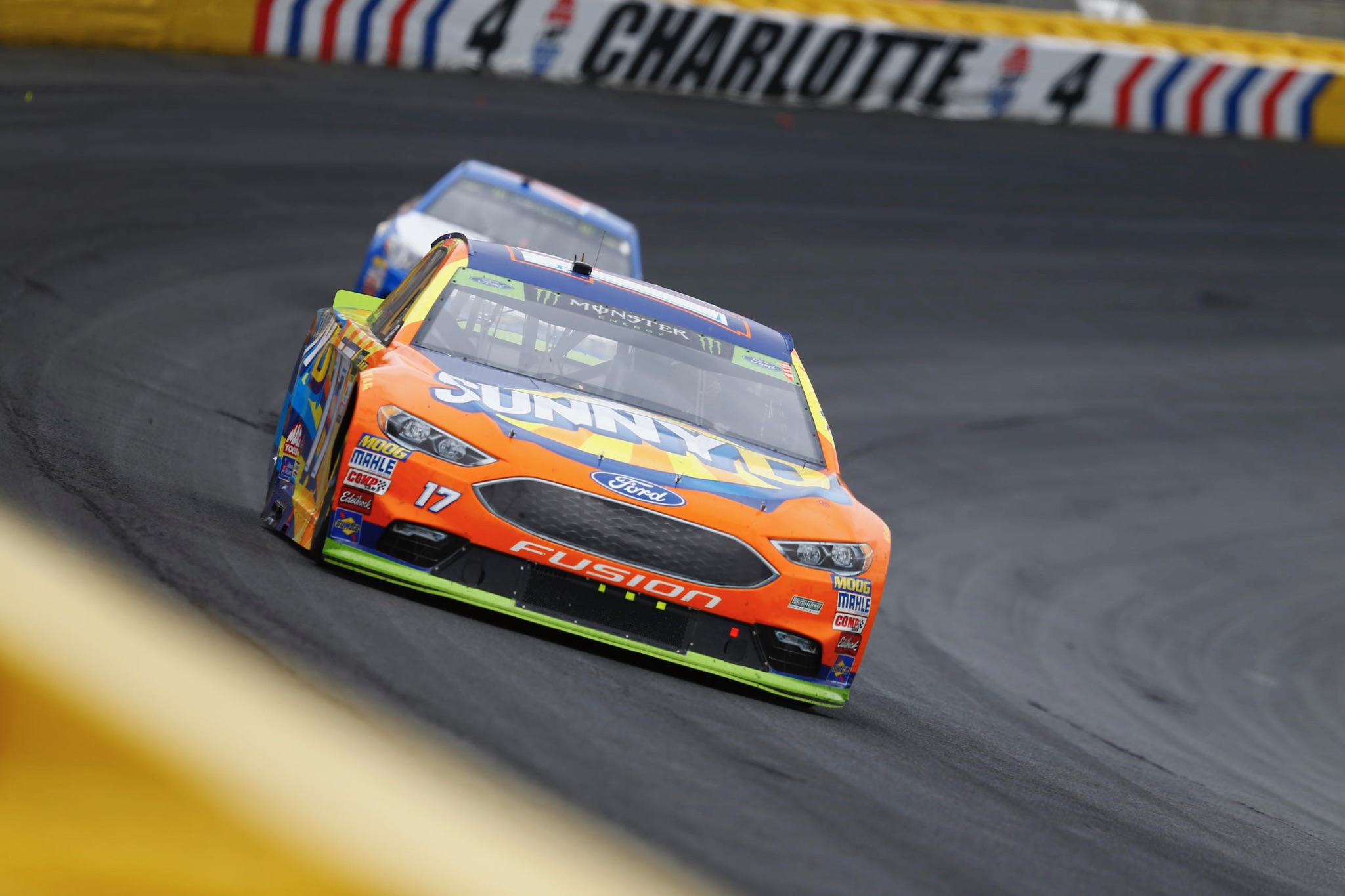 Stenhouse Jr. Drives SunnyD Ford to a 13th-Place Finish in First Race of the Round of 12
