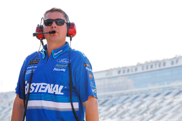 No. 17 Team Members Talk West Coast Swing on ‘Jack’s Garage’