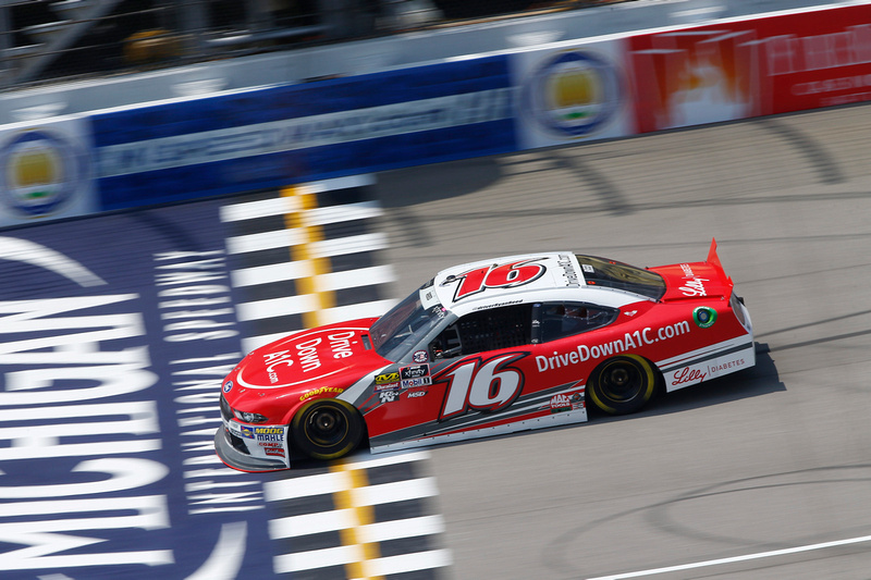 Reed Crosses the Finish Line 4th at Michigan