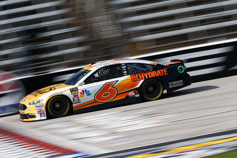 Bayne Crosses Line 21st at Texas