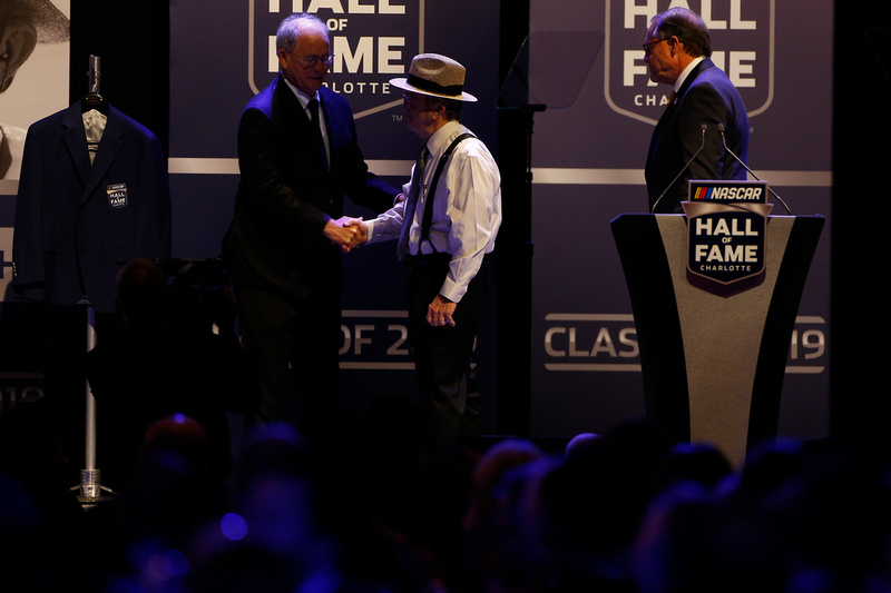 Jack Roush receives his blue Hall of Fame jacket.