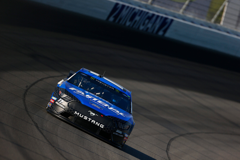 Stenhouse Jr.’s Day Foiled By Flat Tire at Michigan