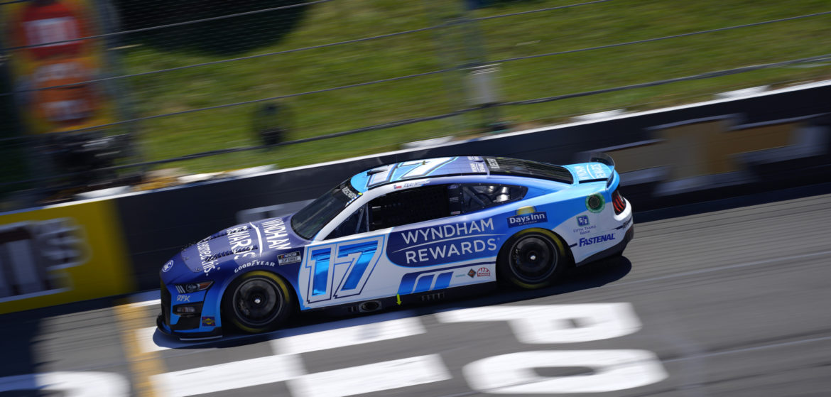 Buescher Finishes 29th at Pocono after Late Issues