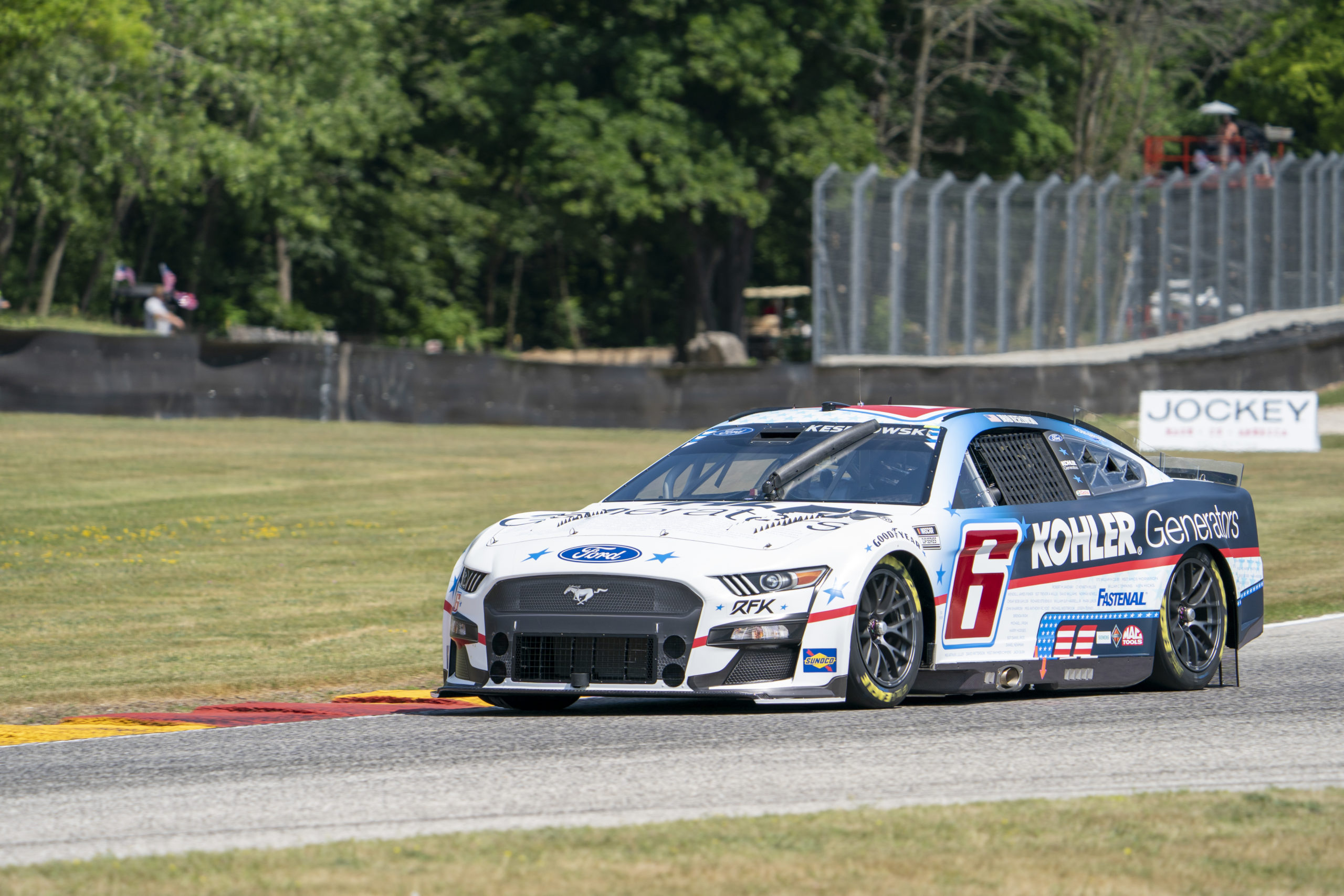 Mid-Race Issues Relegate Keselowski to P33 Finish at Road America