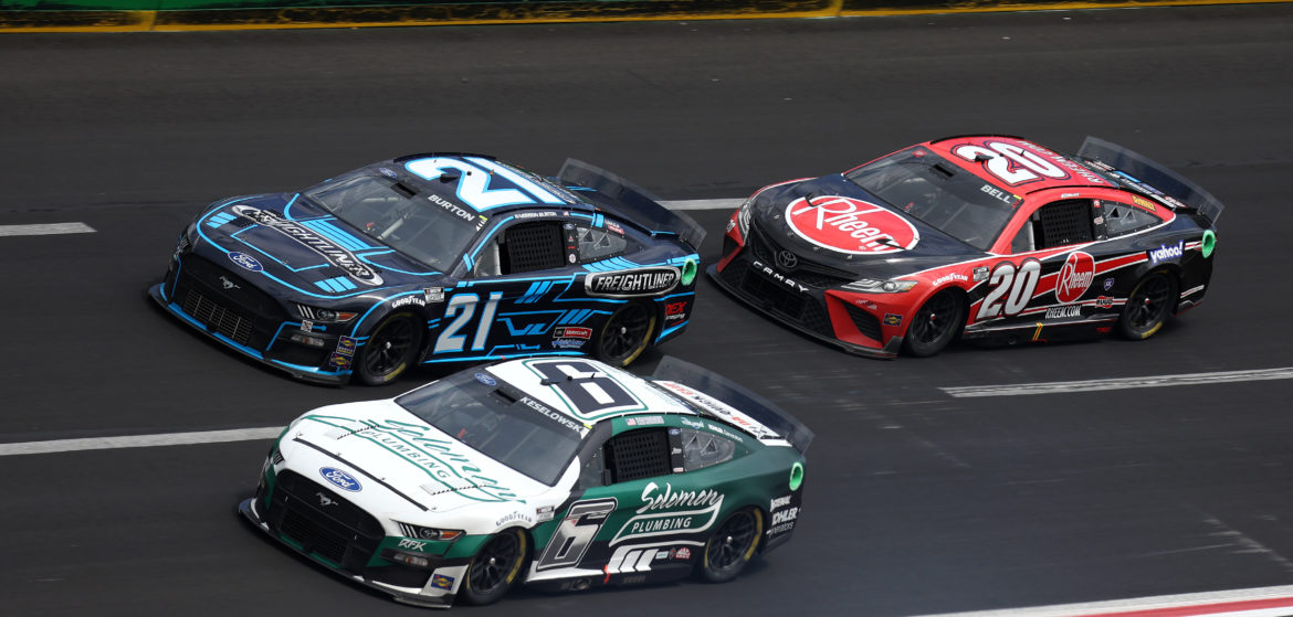 Keselowski Finishes 20th in Chaotic Atlanta Race