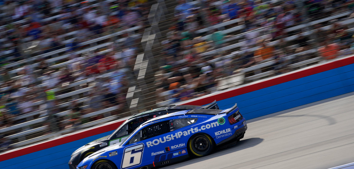 Keselowski Earns 8th-Place Finish in Wild Texas Race