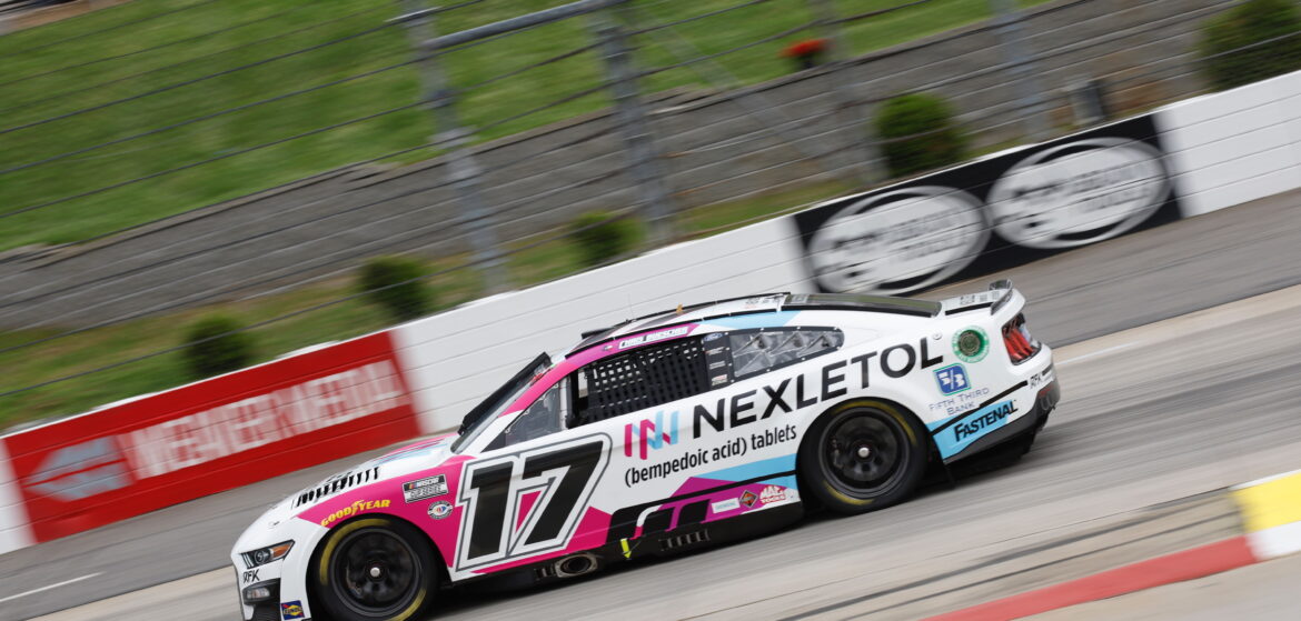 Buescher Rebounds, Earns Top-15 in Martinsville