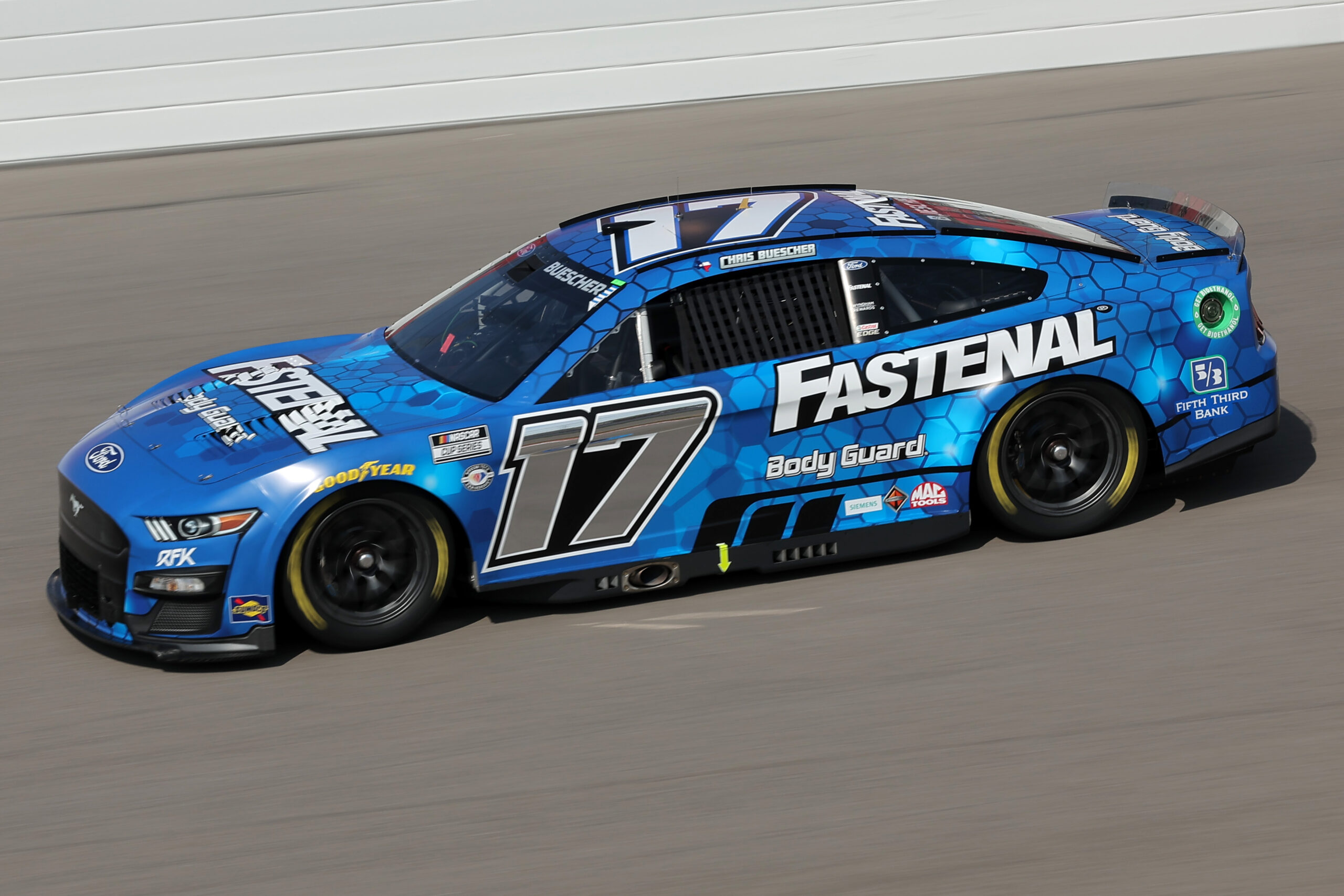 Buescher Notches 12th-Place Finish in St. Louis