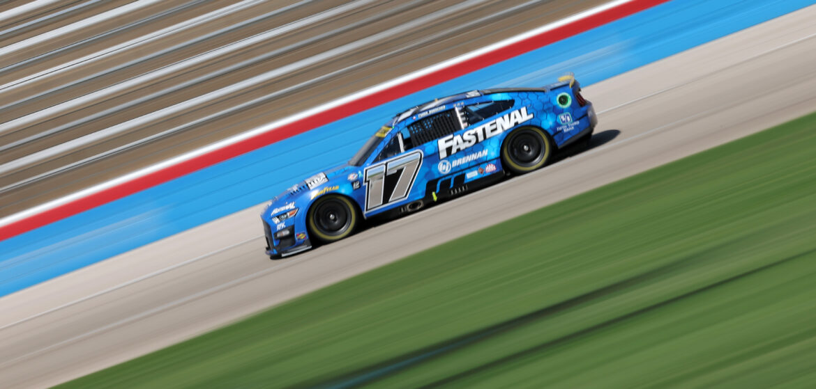 Buescher Finishes 14th in Texas after Late Chaos