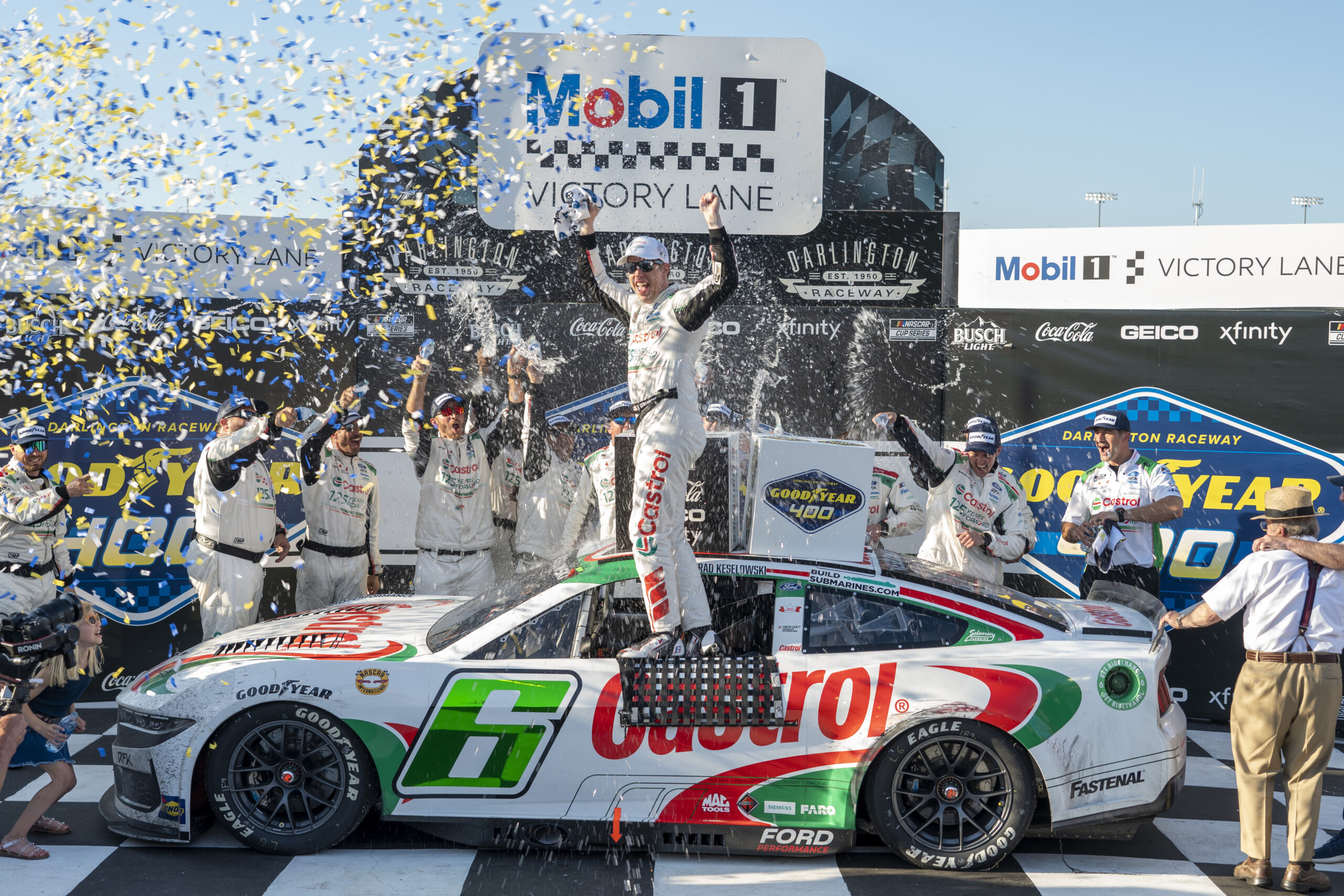 Keselowski Returns to Victory Lane in Darlington Classic